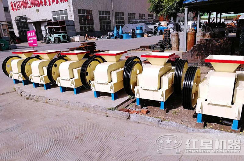 對(duì)輥碎石機(jī)